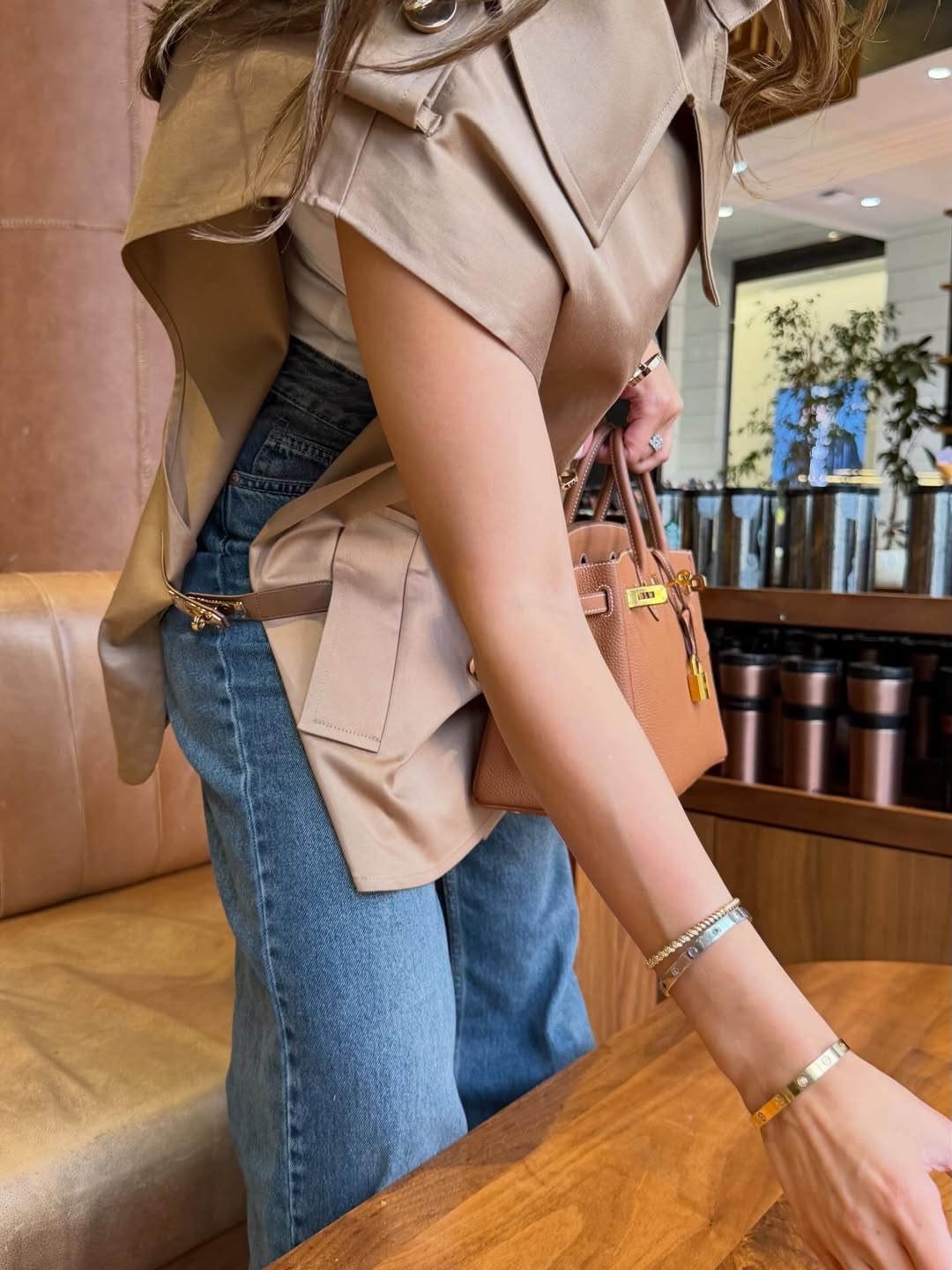 The Elan Vest
