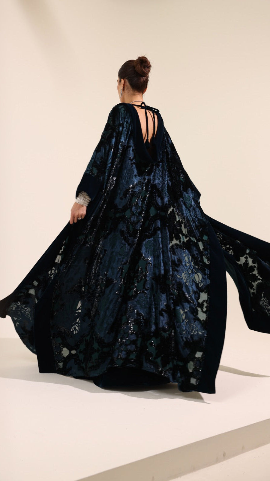 The Velour's Noir Set Dress