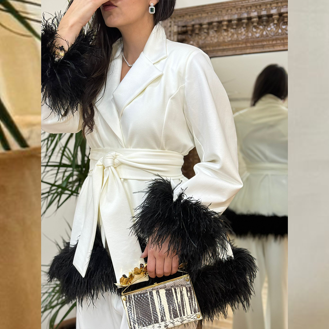 Detailed Trim Feather Short Jacket