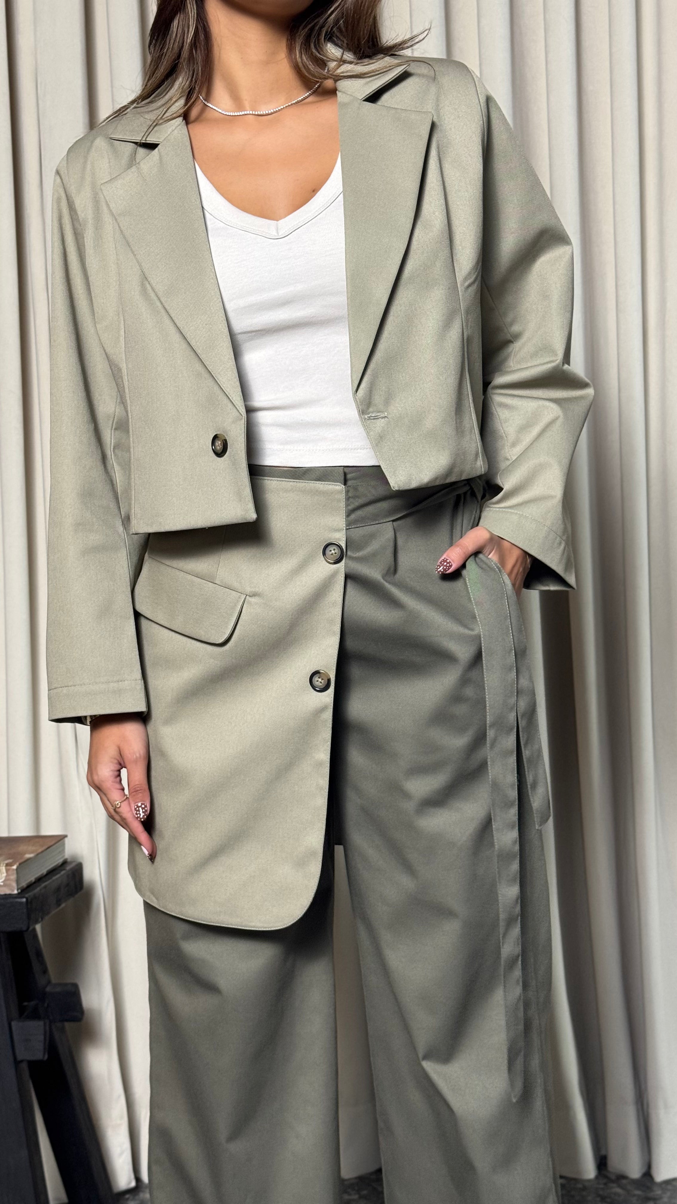 Mate by Code8 Asymmetry Authority Set