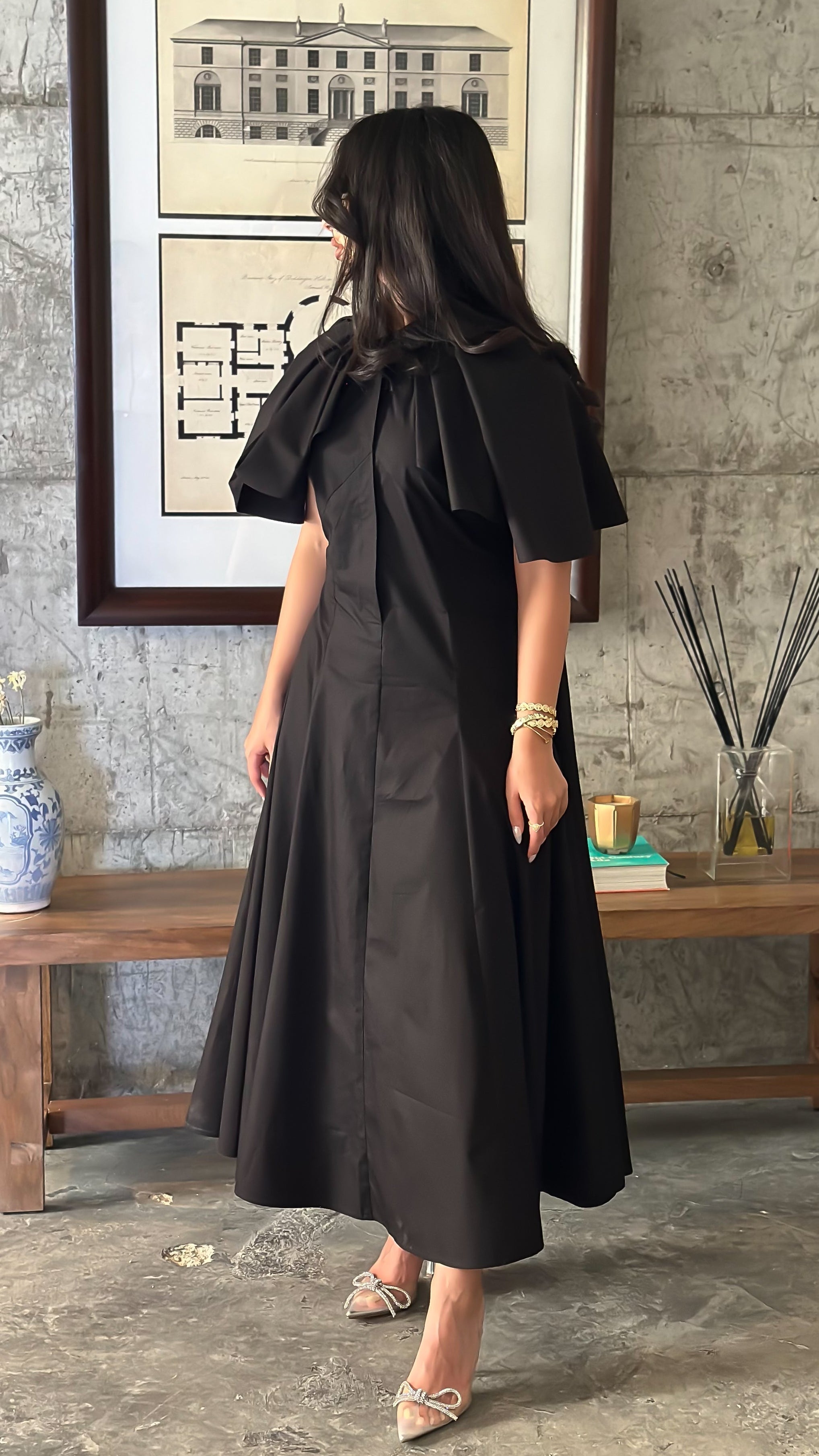 MATE by CODE8- Wing Shoulder Midi Dress