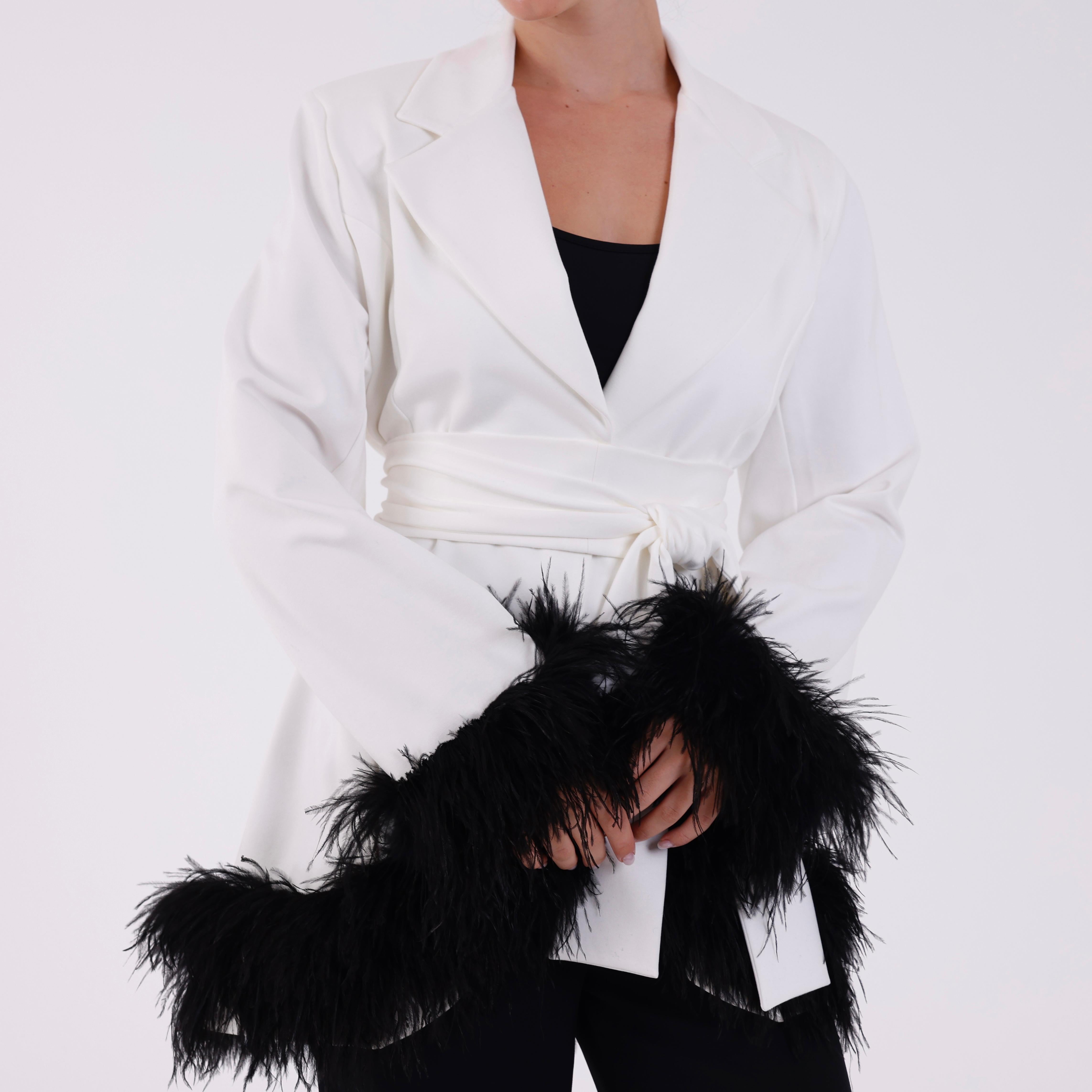 Short Jacket With Detail Feather