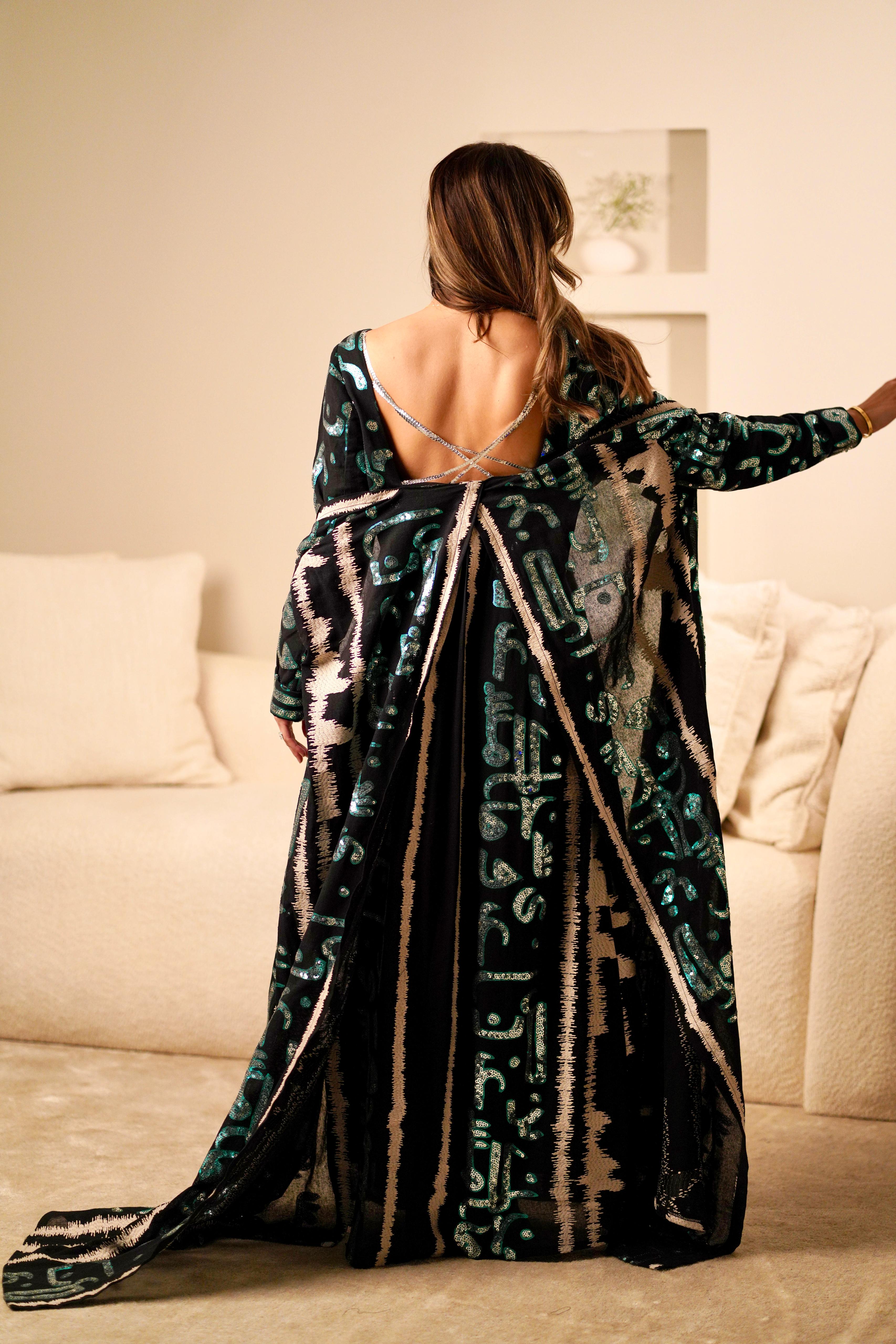 Daraa Detailed Embroidered Dress