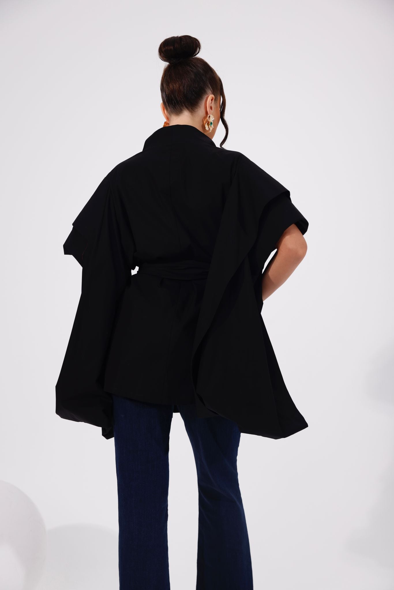 Cape Sleeve Short Jacket