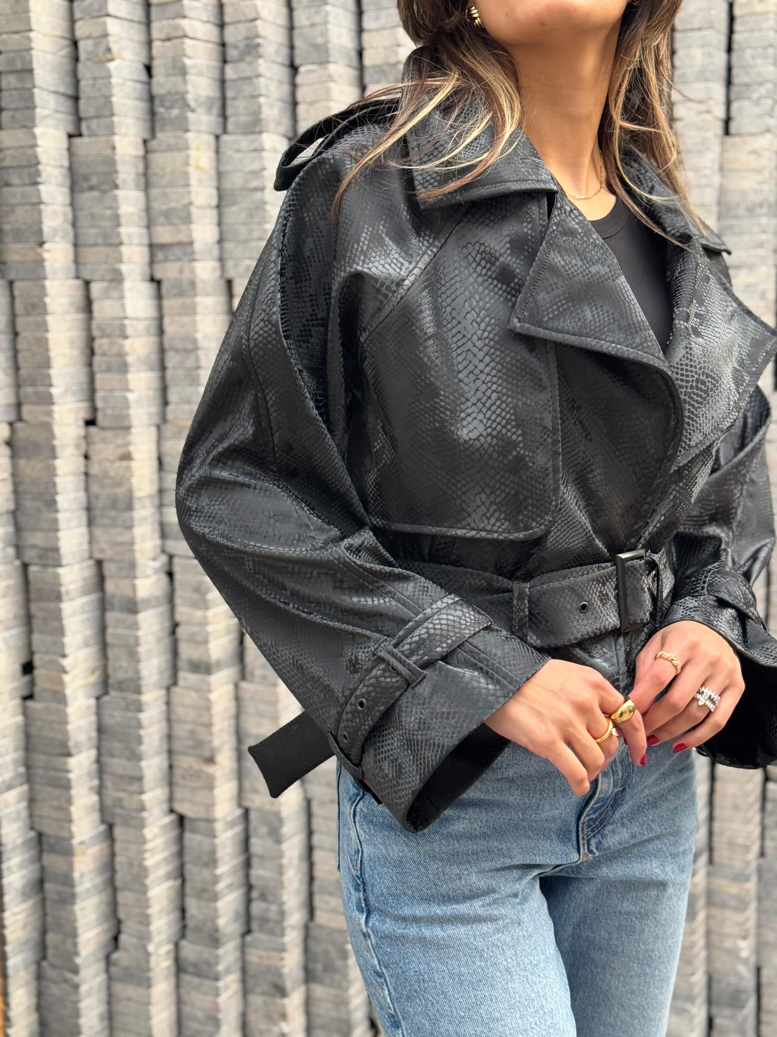 Detail Cropped Jacket