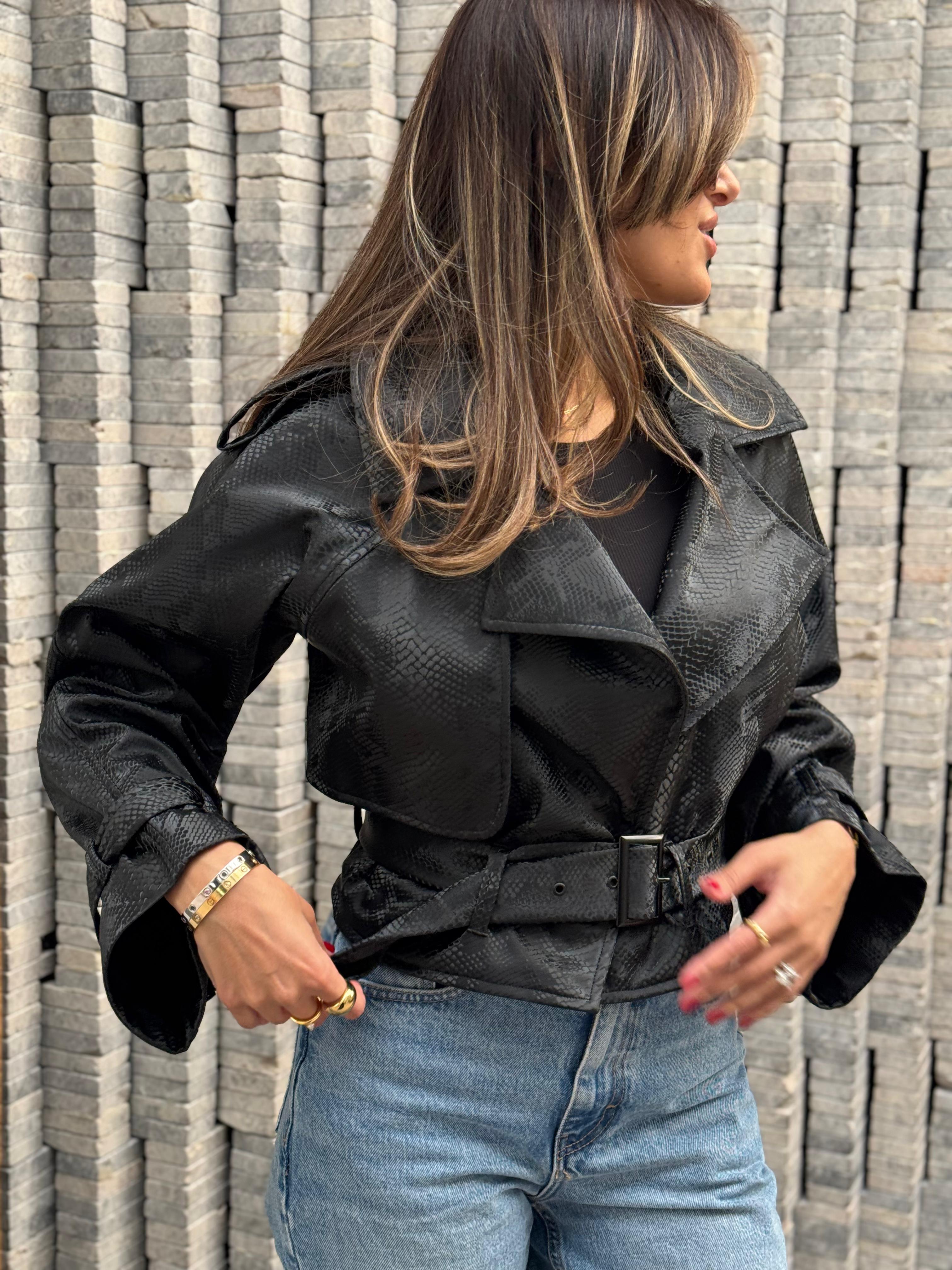 Detail Cropped Jacket