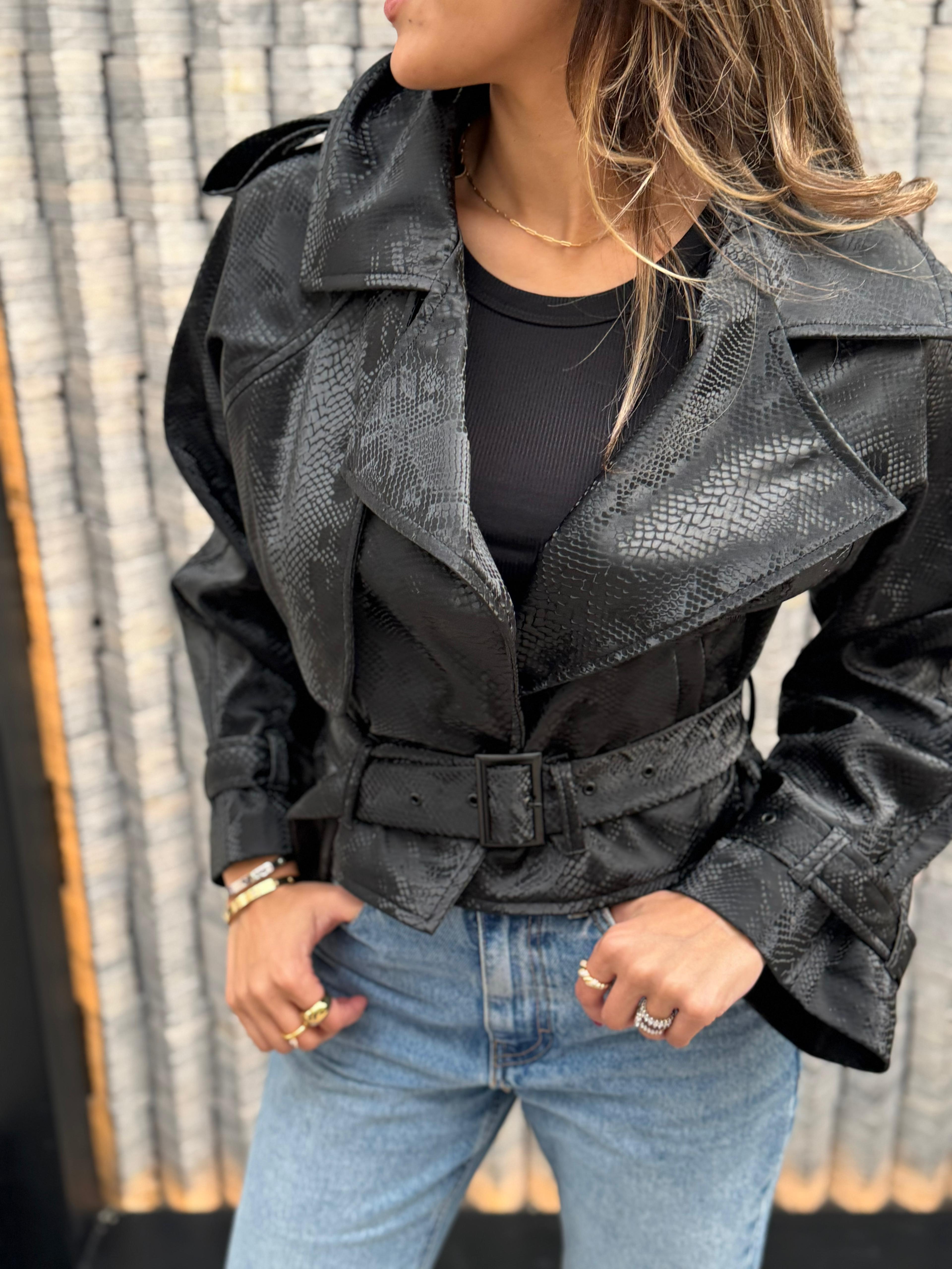 Detail Cropped Jacket